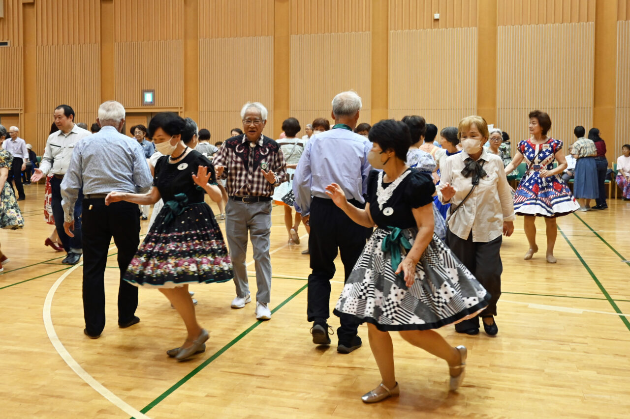 我孫子スクエアダンスクラブ「無料体験講習会」